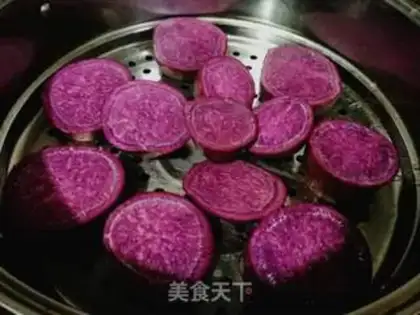 Make Coconut potato ball step 0