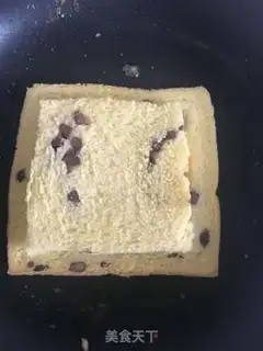 Make Ham sausage sandwich step 6