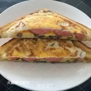 Make Ham sausage sandwich step 9