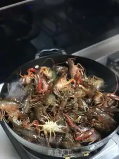 Make Spicy lobster step 5