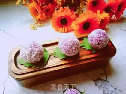 Make Coconut potato ball step 7