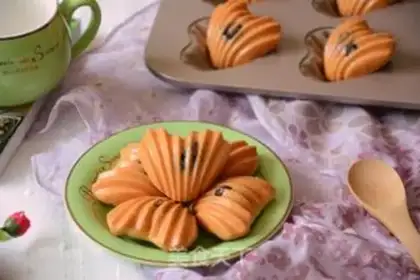 Make Sweet bean cake step 15