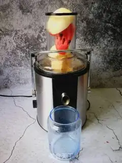 Make Watermelon apple juice step 2