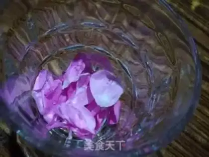 Make Rose flowers step 1