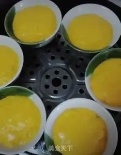 Make Pumpkin cake step 7