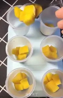 Make Yogurt mango ice cream step 1