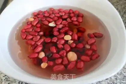 Make Peanut chicken feet step 0
