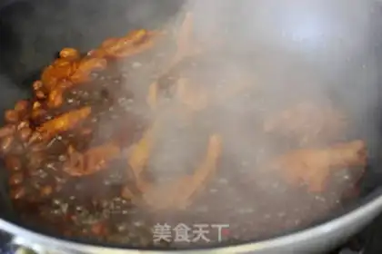 Make Peanut chicken feet step 7