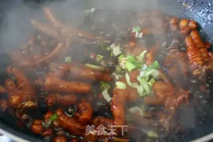 Make Peanut chicken feet step 8