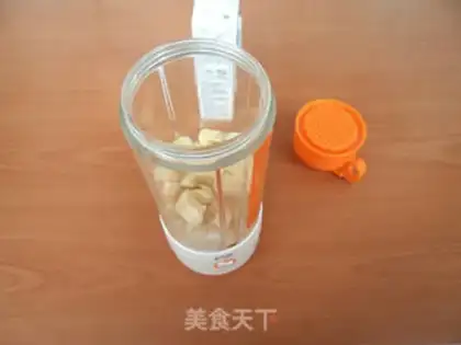 Make Banana shake step 3
