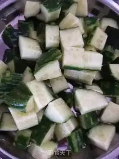 Make Meat melon cucumber step 0