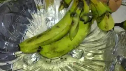 Make Butter banana shake step 2