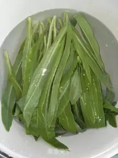 Make Fry leaves step 0