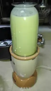 Make Butter banana shake step 4