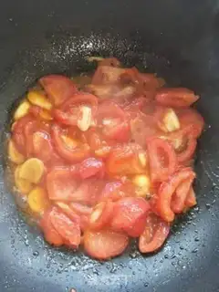 Make Tomato meatball soup step 4