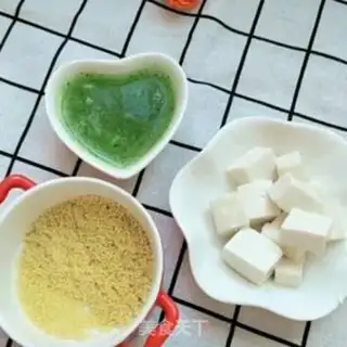 Make Porridge of cucumbers and tofu step 0