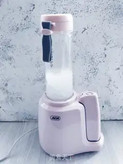 Make Strawberry smoothie step 2