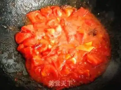 Make Tomato egg soup noodles step 6