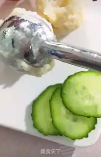 Make Simple mashed potatoes step 2