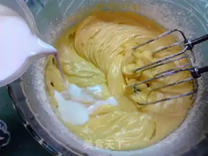 Make Pink strawberry Farrov magic cake step 7