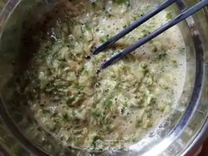 Make Scrambled eggs step 2