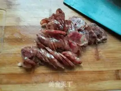 Make Garlic sausage step 1