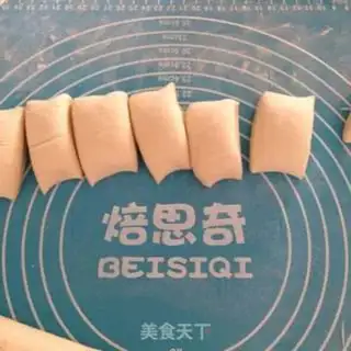 Make White buns step 5