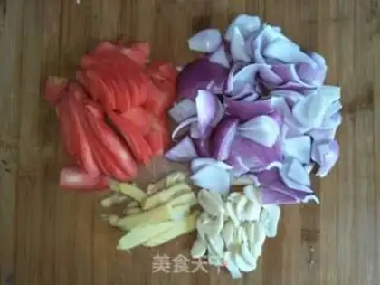 Make Onion carrots with five flowers step 0