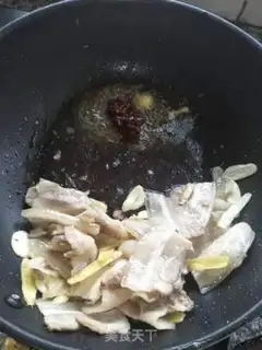 Make Onion carrots with five flowers step 4