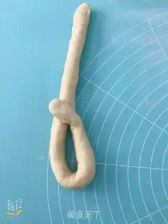 Make Pumpkin sack step 11