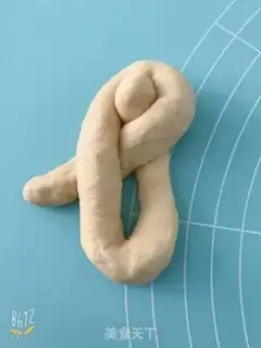 Make Pumpkin sack step 12
