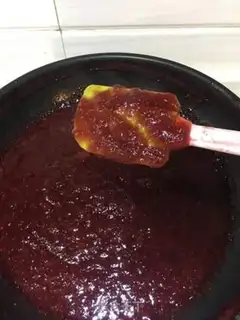 Make Homemade strawberry sauce step 2