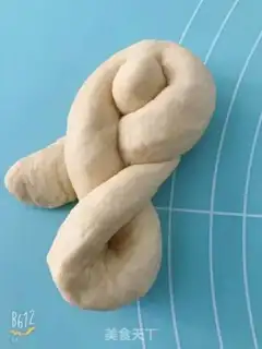 Make Pumpkin sack step 13