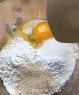 Make Cranberry cream step 4