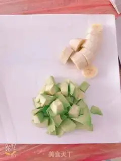 Make Banana butter cream shake step 1