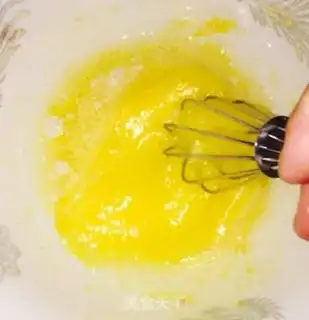 Make A fruit-dry mayonnaise step 1