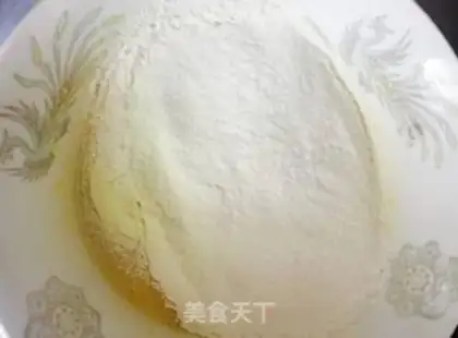 Make A fruit-dry mayonnaise step 2