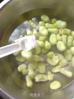 Make Scrambled beans step 4