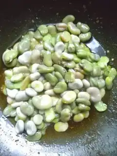 Make Scrambled beans step 6