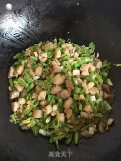 Make Spade buns step 11