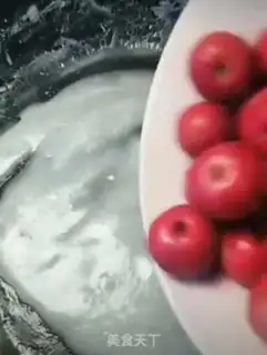 Make A snowball step 4