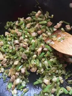 Make Spade buns step 13