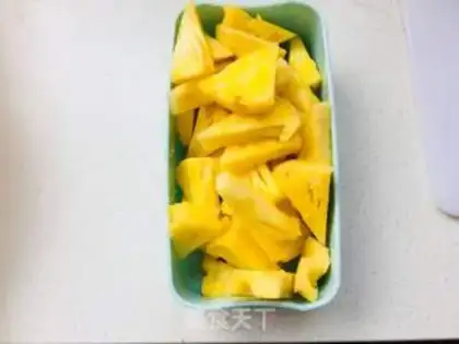Make Pineapple inverted cake step 1