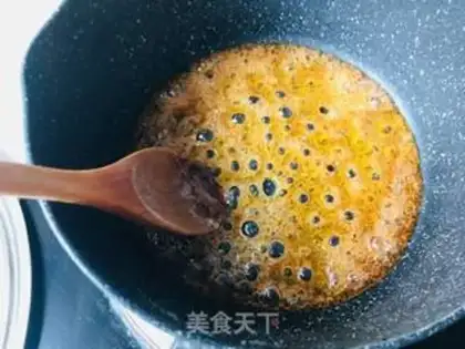 Make Pineapple inverted cake step 2