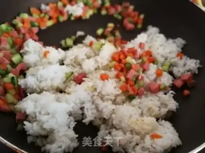 Make Pineapple rice step 13