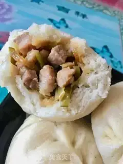 Make Spade buns step 21