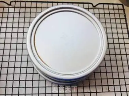 Make Pineapple inverted cake step 13