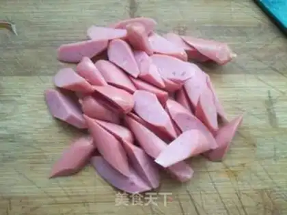 Make Ridiculous sausage fried eggs step 2