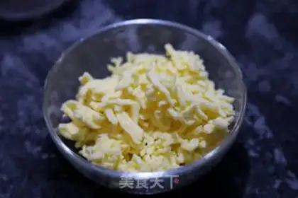 Make All-Mike Cheese Rock Bread step 5