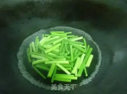 Make Fish bubbles and garlic step 2
